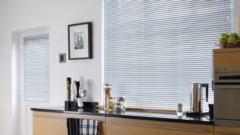 Venetian Thin Aluminium Blinds